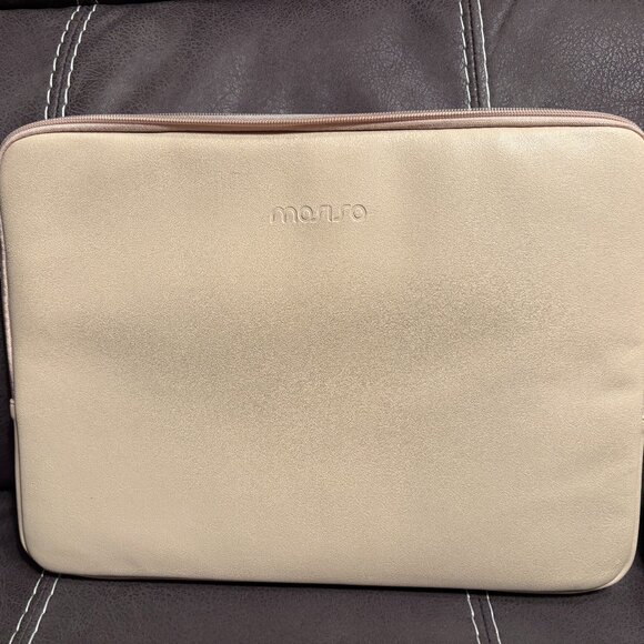 Gently Used MOSISO Laptop Sleeve fits 13.3/14"  MacBook Pro + Ipad Pro 12.9" as - Picture 1 of 6